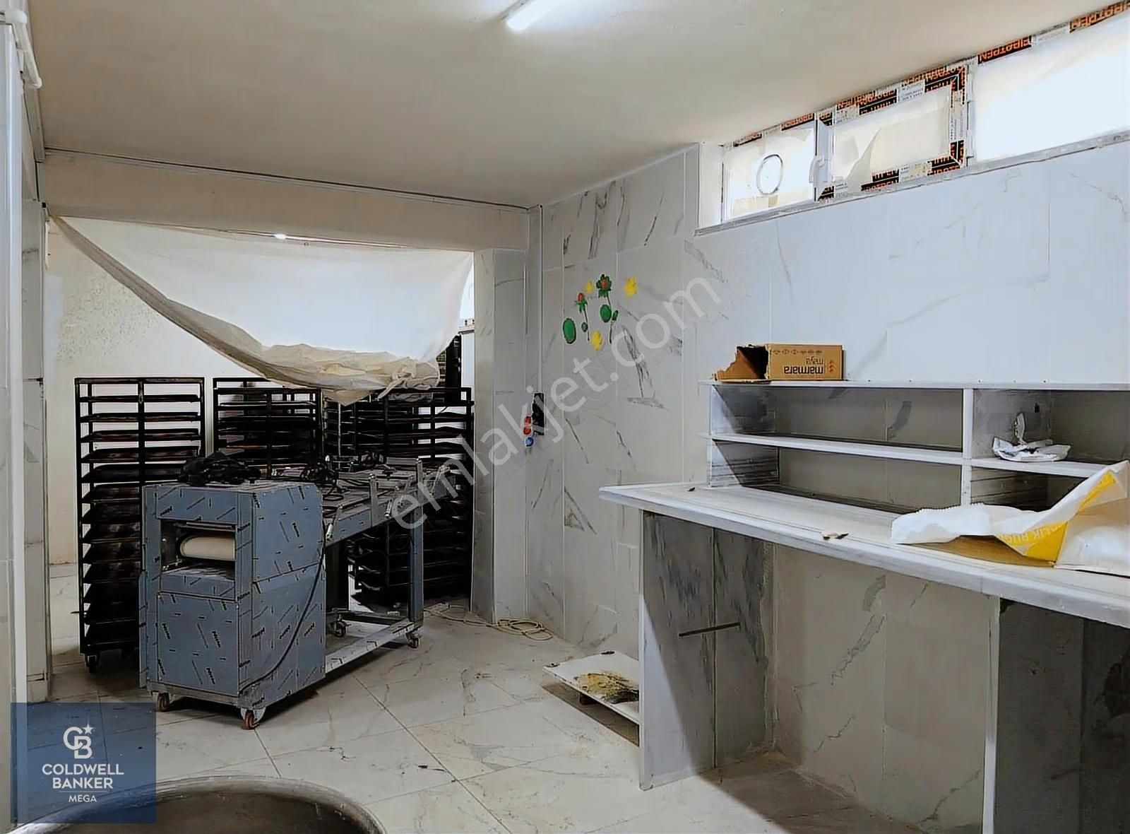 Arnavutköy Karlıbayır Merkez İşlek Lokasyonda Kiralık Dükkanlar - Görsel 21
