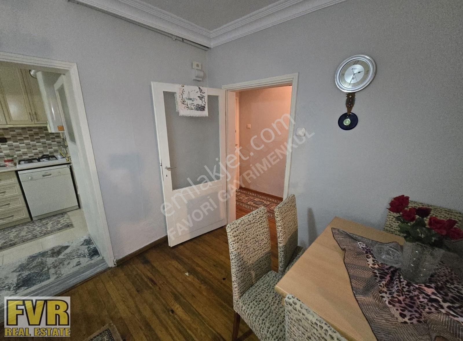 Fvr'den Hürriyet Soğukkuyu Mah. 95 M2 - 2+1 Kiralık Giriş Kat - Görsel 13