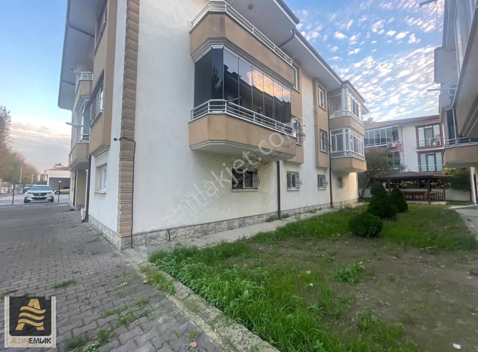 Erenler Mah.ihlamur Evler Sit.satılık Daire 3+1 Çatı Dübleks - Görsel 22