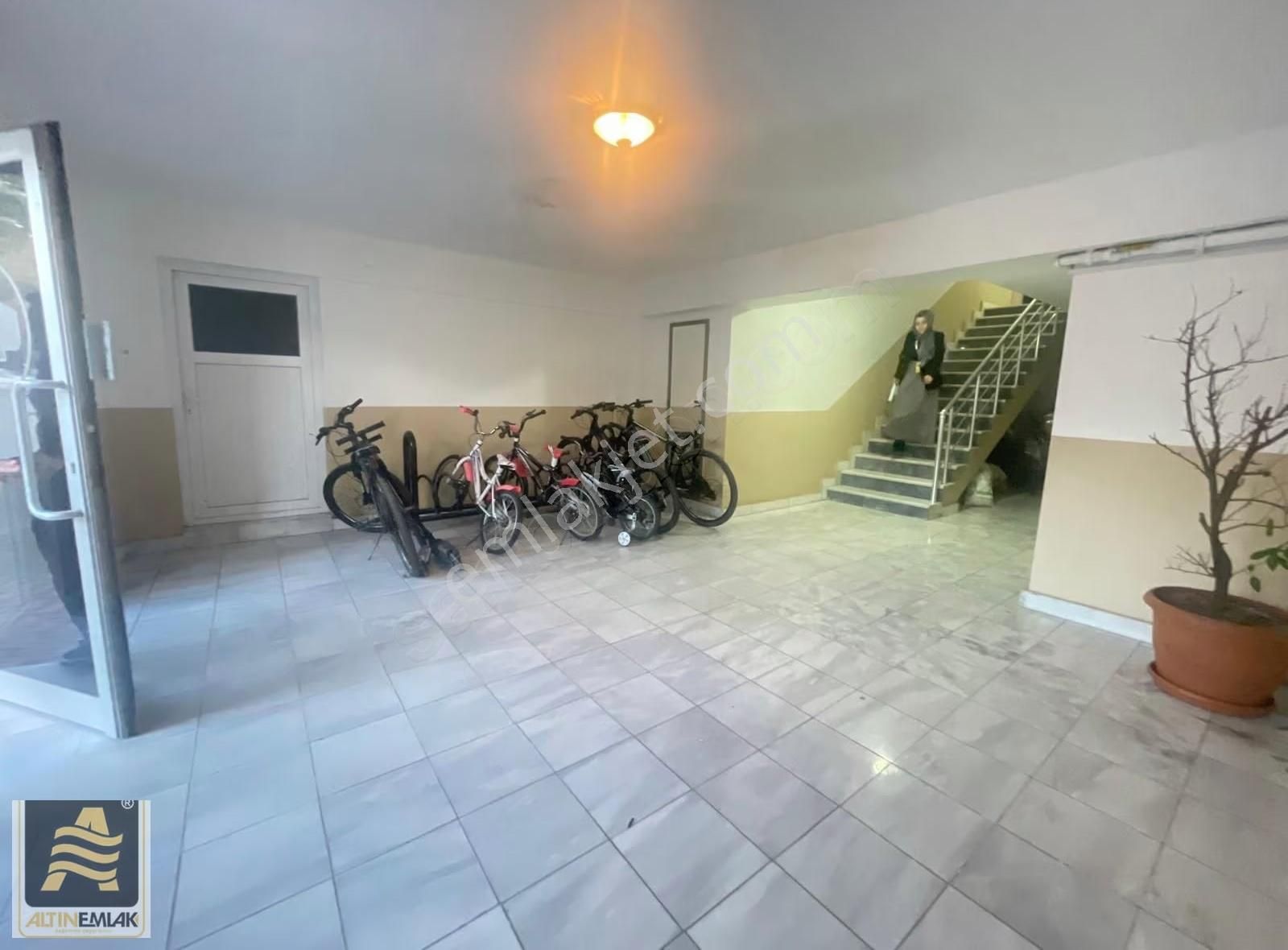 Erenler Mah.ihlamur Evler Sit.satılık Daire 3+1 Çatı Dübleks - Görsel 12