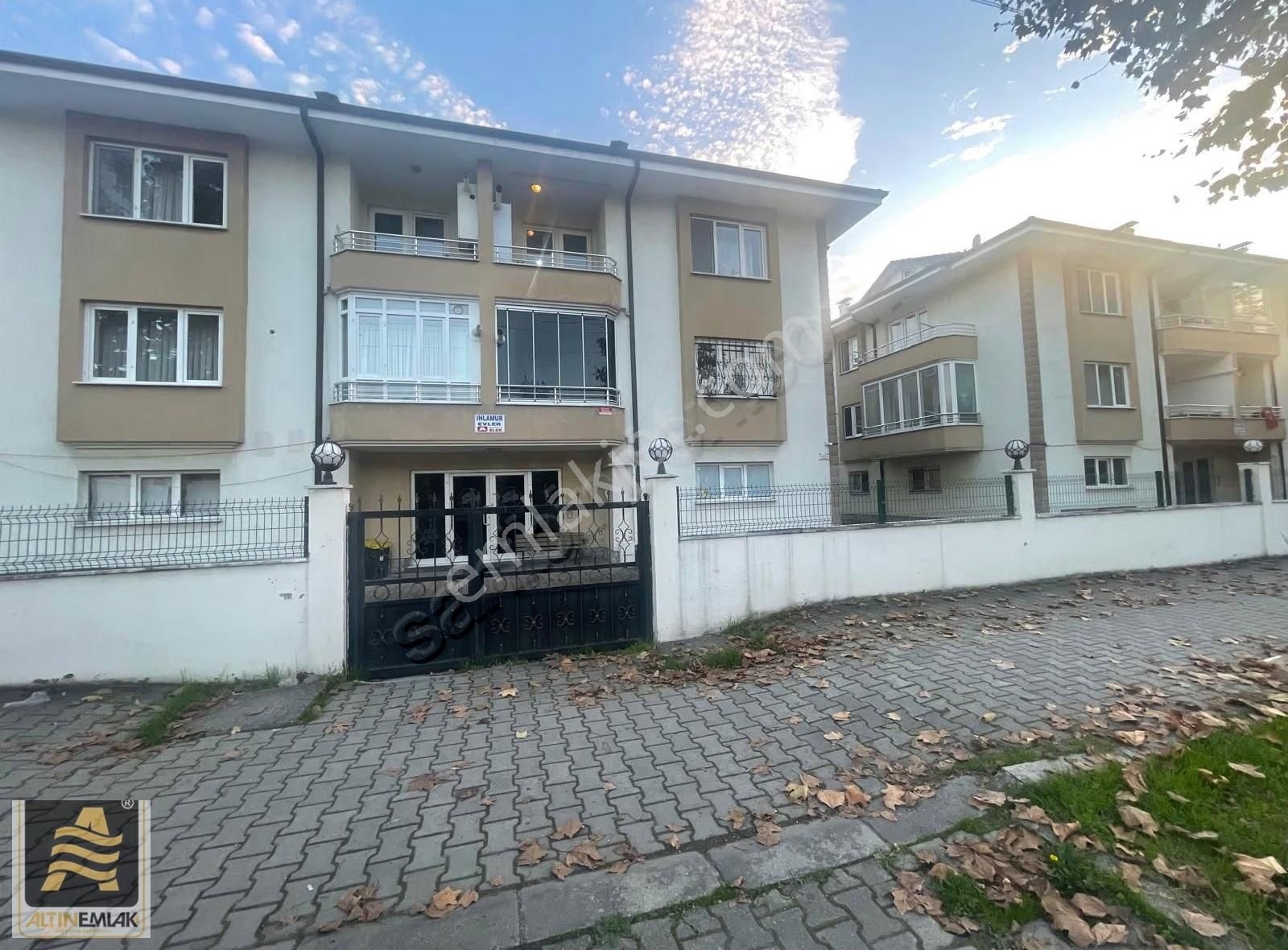 Erenler Mah.ihlamur Evler Sit.satılık Daire 3+1 Çatı Dübleks - Görsel 13