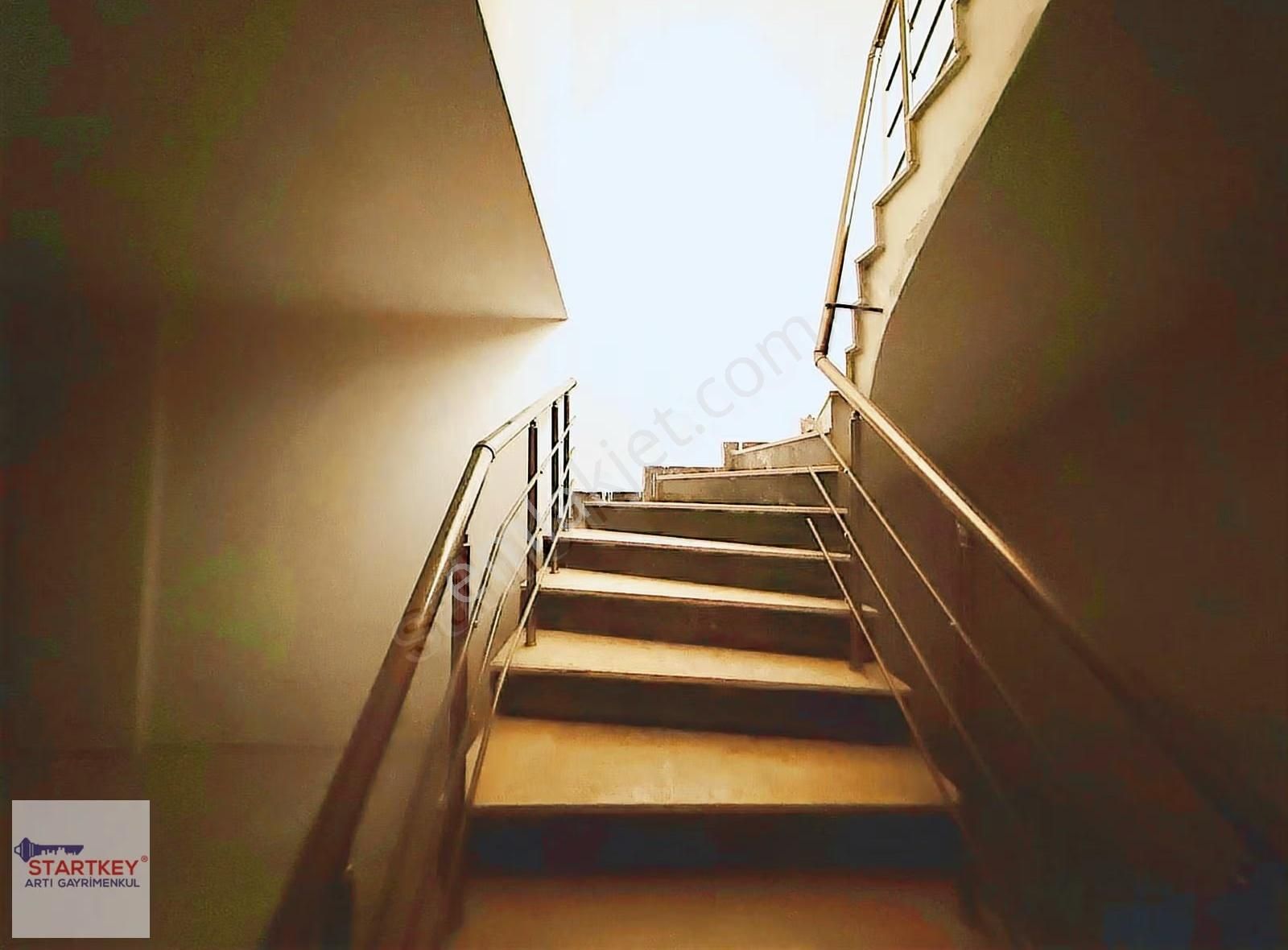 Tire İstasyon Caddesi Sgk Karşısı Satılık Geniş Cepheli Dükkan - Görsel 23