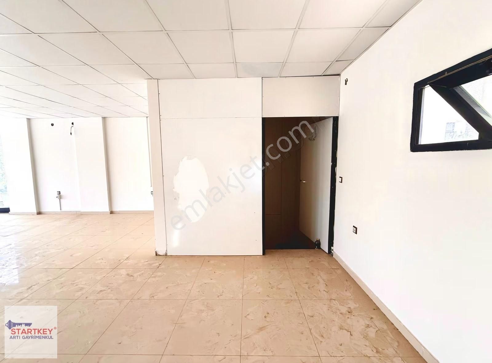 Tire İstasyon Caddesi Sgk Karşısı Satılık Geniş Cepheli Dükkan - Görsel 5