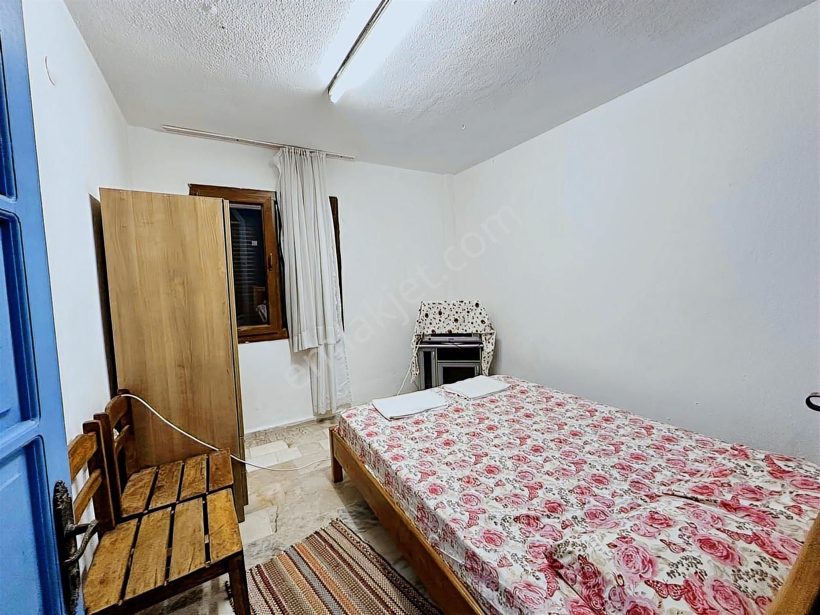 Seferihisar Ürkmez De Satılık 2+1 Zemin Kat Daire - Görsel 16