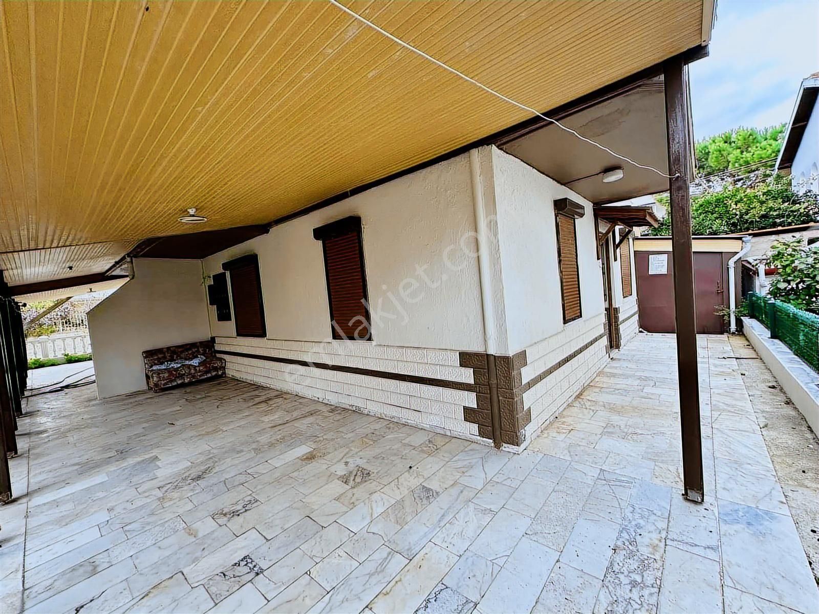 Seferihisar Ürkmez De Satılık 2+1 Zemin Kat Daire - Görsel 7