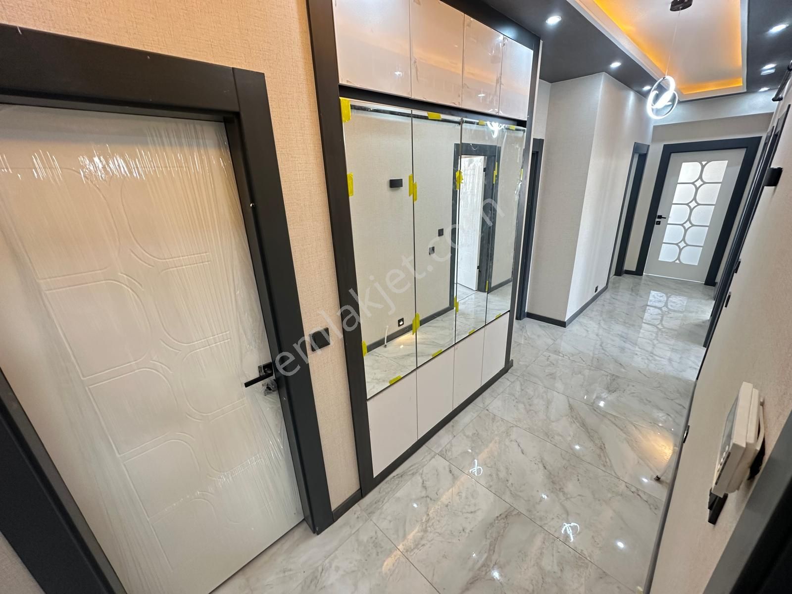 Yenikent Mustafa Kemalde 3+1 Ara Katta Lüx Yapılı Satılık Daire - Görsel 27