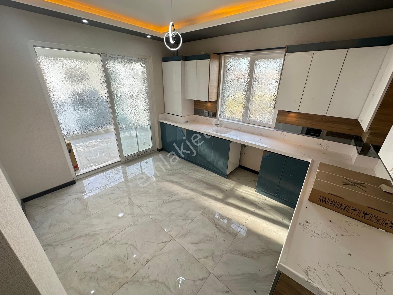 Yenikent Mustafa Kemalde 3+1 Ara Katta Lüx Yapılı Satılık Daire - Görsel 6