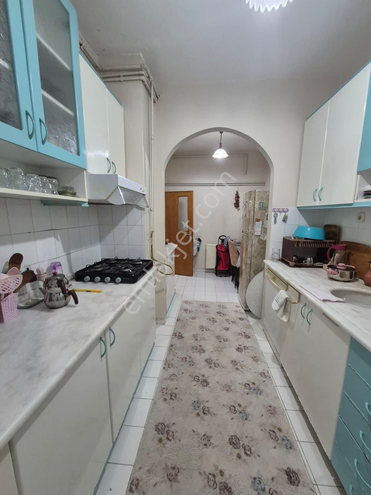 Elisa Gyo//talas Anayurt Meydan'da 3+1 Ara Kat Satılık Fırsat Dairesi