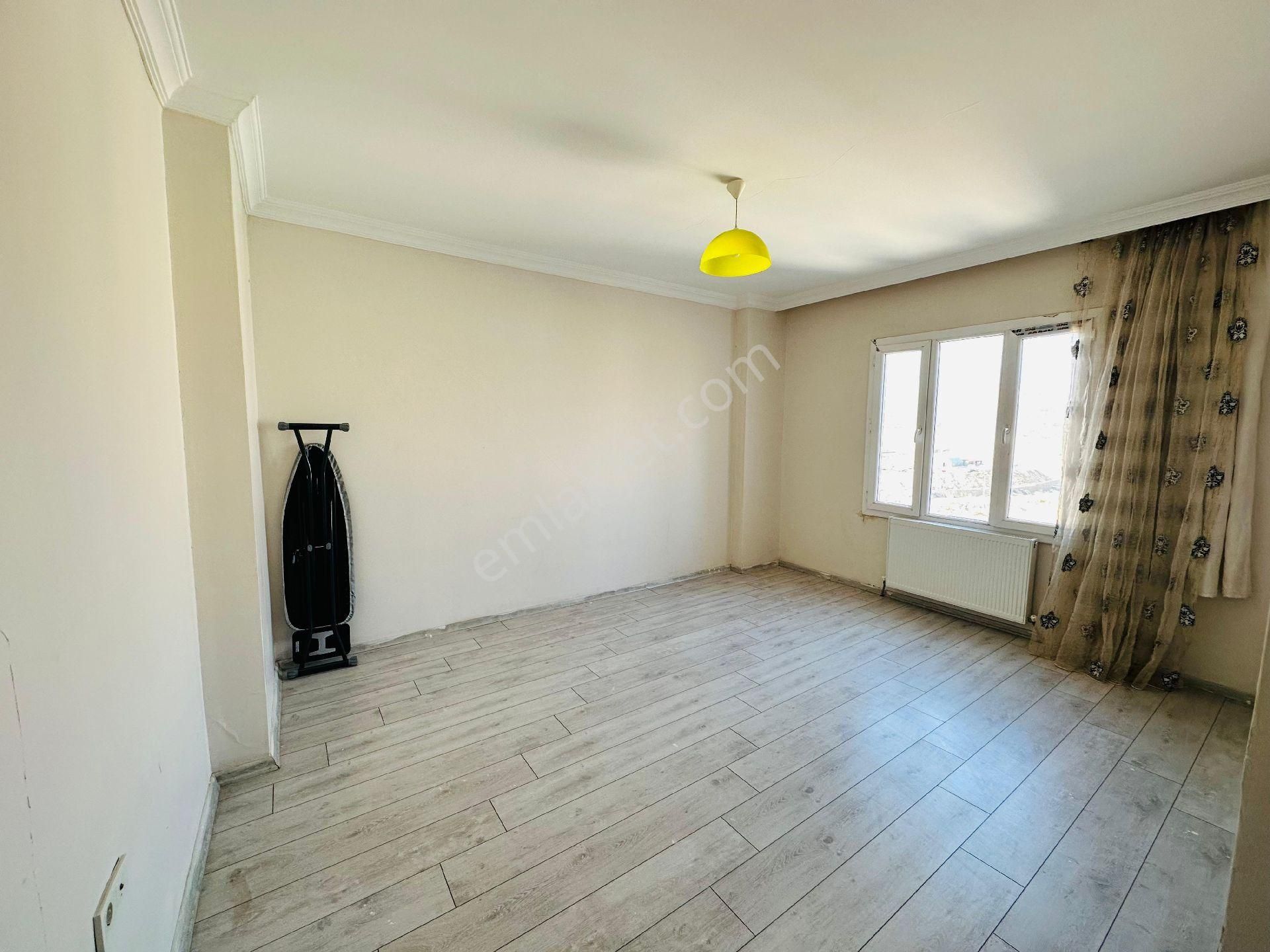 Dinç Emlaktan Satılık 3+1 Site İçinde - Görsel 8