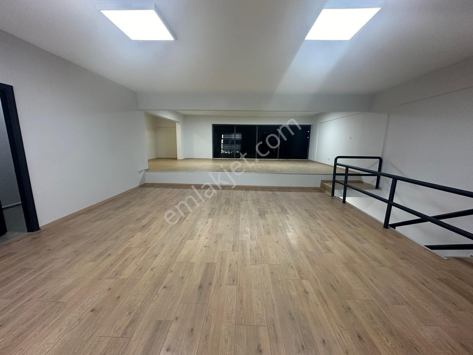 Tekstilkent Emlak'tan 200 M2 Masrafsız Kiralık İş Yeri & Ofis - Görsel 2