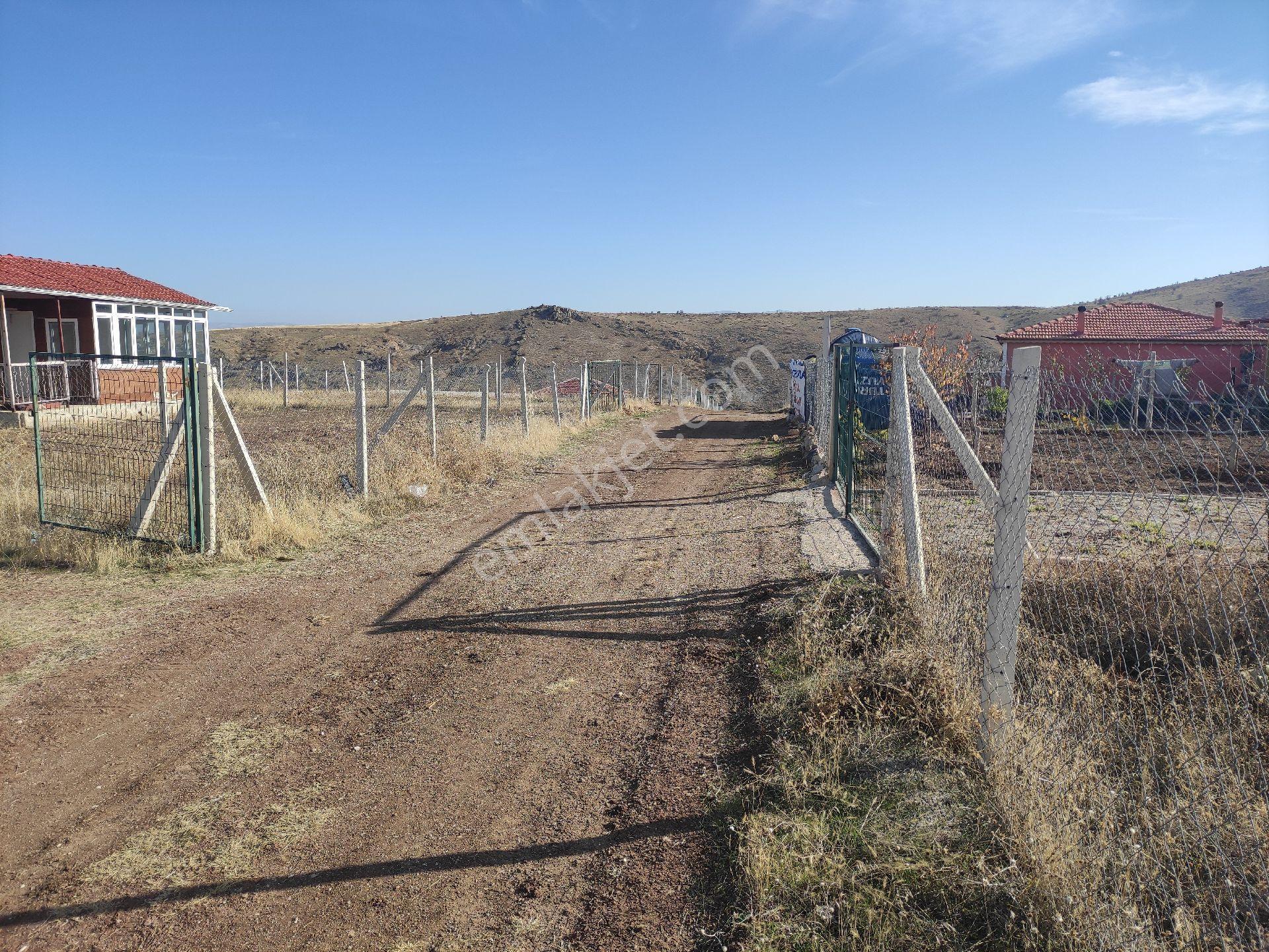 Peçenekte Satılık 280 M2 Arsa Hisse Tapulu Tel Örgülü - Görsel 6