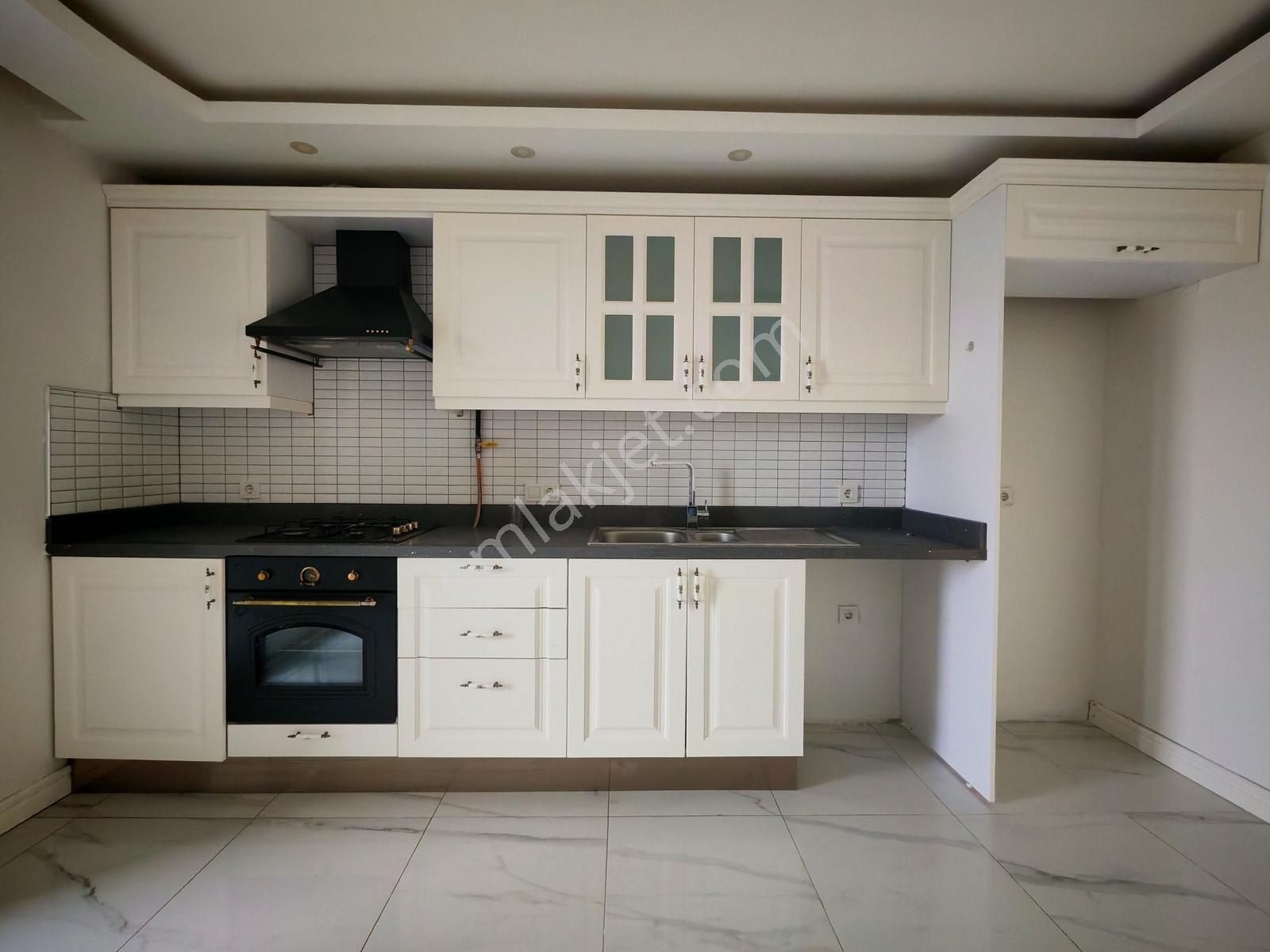 Silivri Yeni Mh. Merkezi Konumda Butik Site İçi Ara Kat 3+1 - Görsel 6