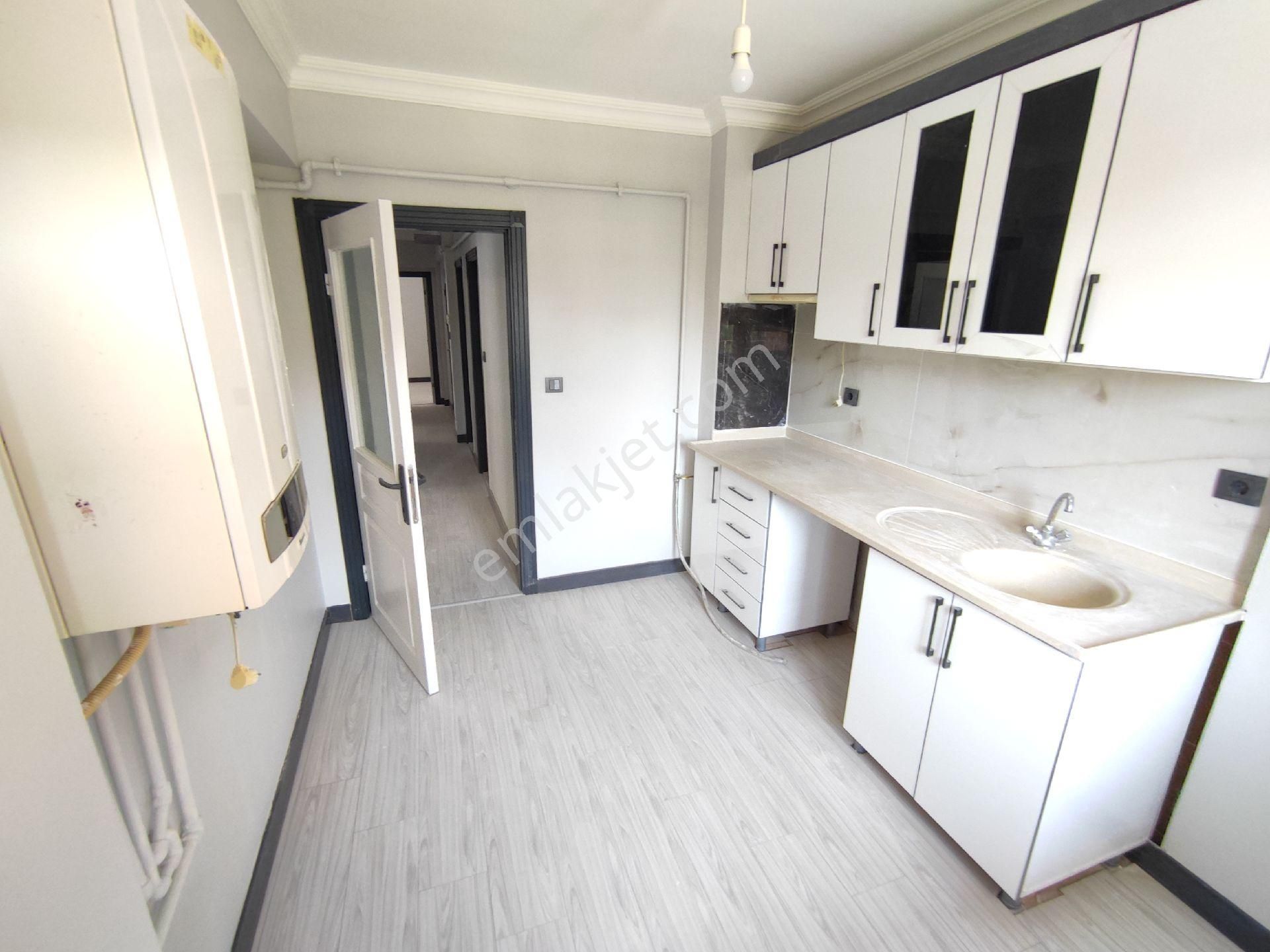 Battalgazi Mah Satılık 3+1 Ön Cephe Caddeye Yakın - Görsel 9