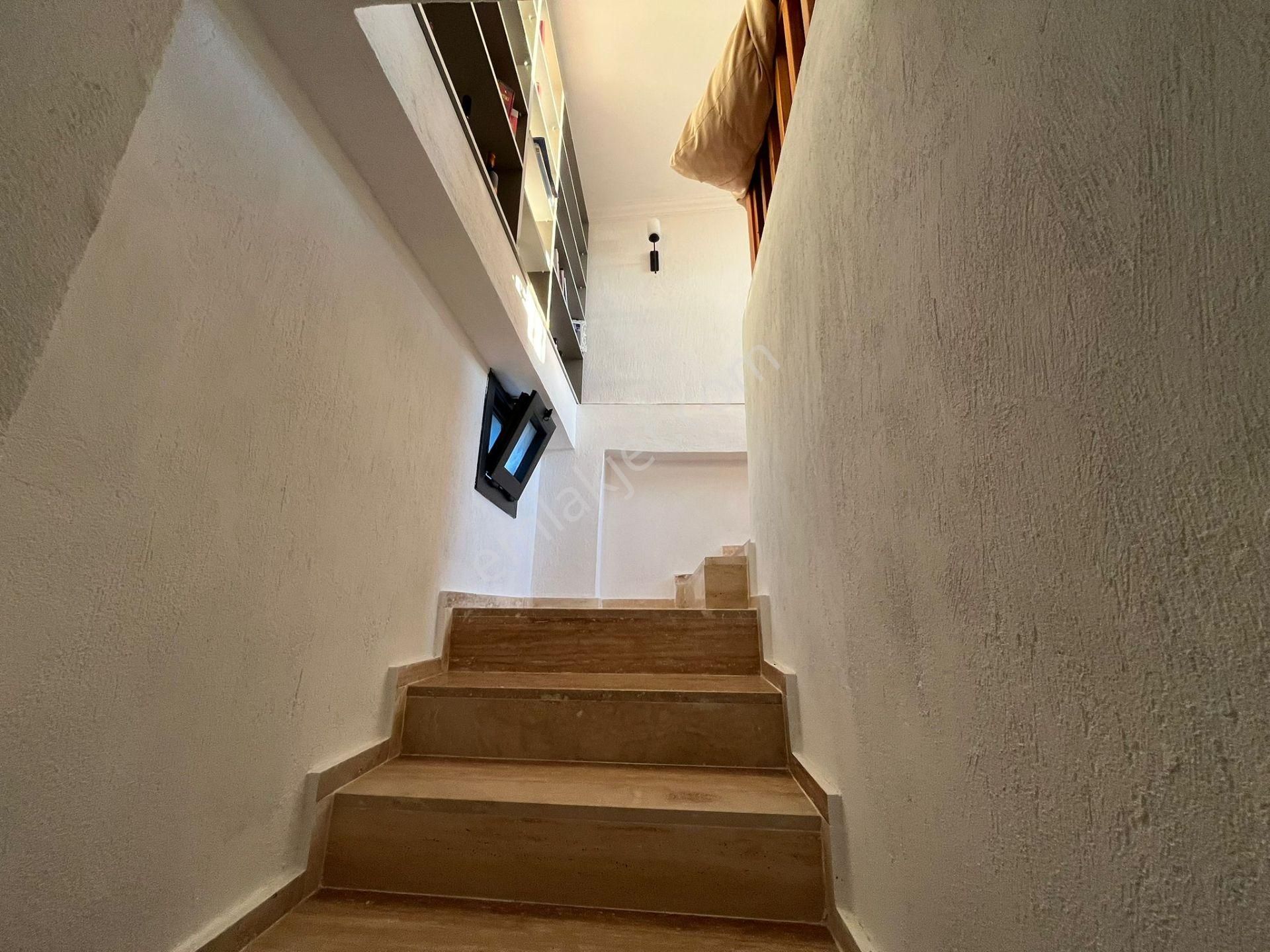 Muğla Milas Kuzyakada 1300 M² Arsada Tam Müstakil Lüks Dubleks - Görsel 11