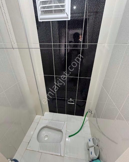 Yenibosna 3+1 2,kat Güney Cephe Lüxs Daire-ciddi Alıcılara Gösterim Yapılıyor - Görsel 8