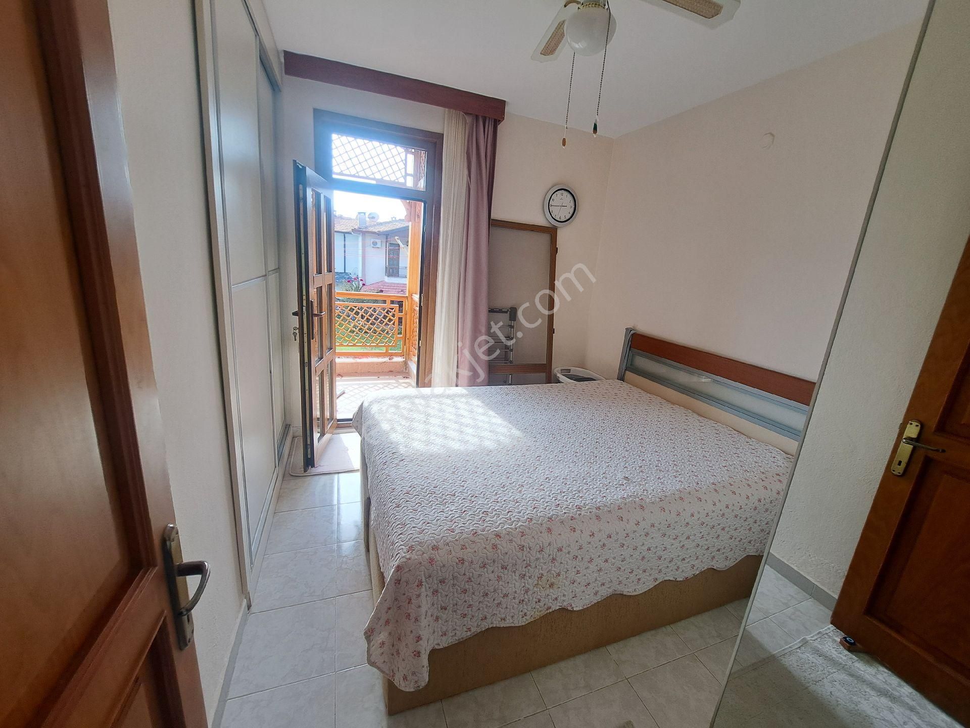 Seferihisar Ürkmez De 3+1 Havuzlu Site İçerisinde Satılık Villa - Görsel 28