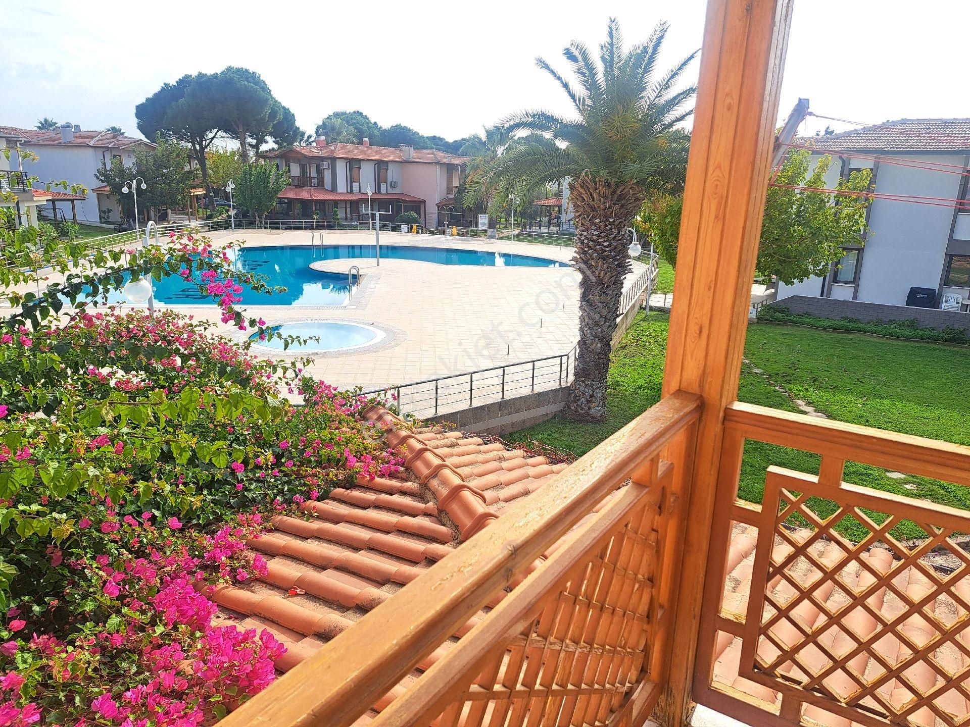 Seferihisar Ürkmez De 3+1 Havuzlu Site İçerisinde Satılık Villa - Görsel 26