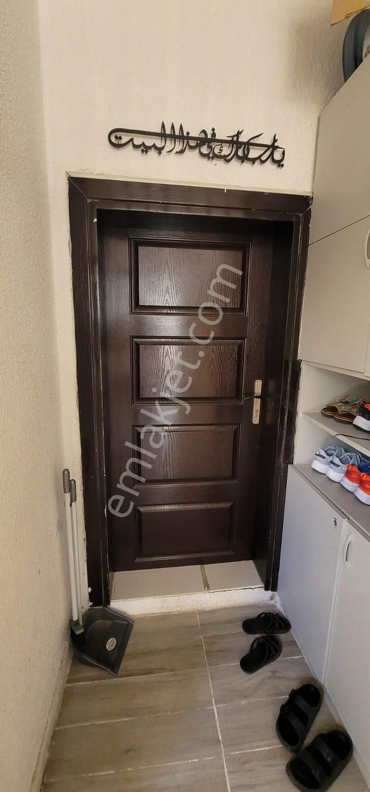 Mezitlide Site İçi Havuzlu Denize Sıfır 2+1 Geniş Oturum Daire - Görsel 21