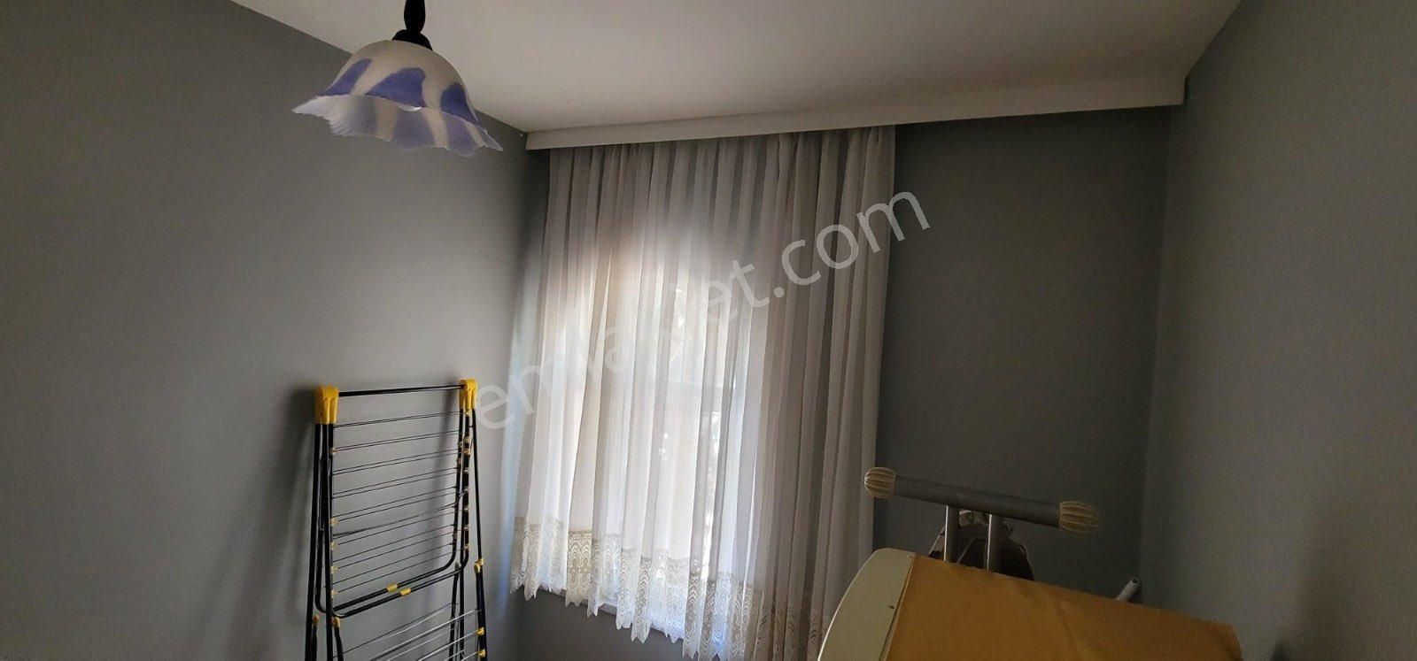 Mezitlide Site İçi Havuzlu Denize Sıfır 2+1 Geniş Oturum Daire - Görsel 10