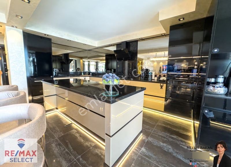 Atatürk Orman Manzaralı Özel Mimari Tasarımlı 6+1 Lüks Dubleks - Görsel 7