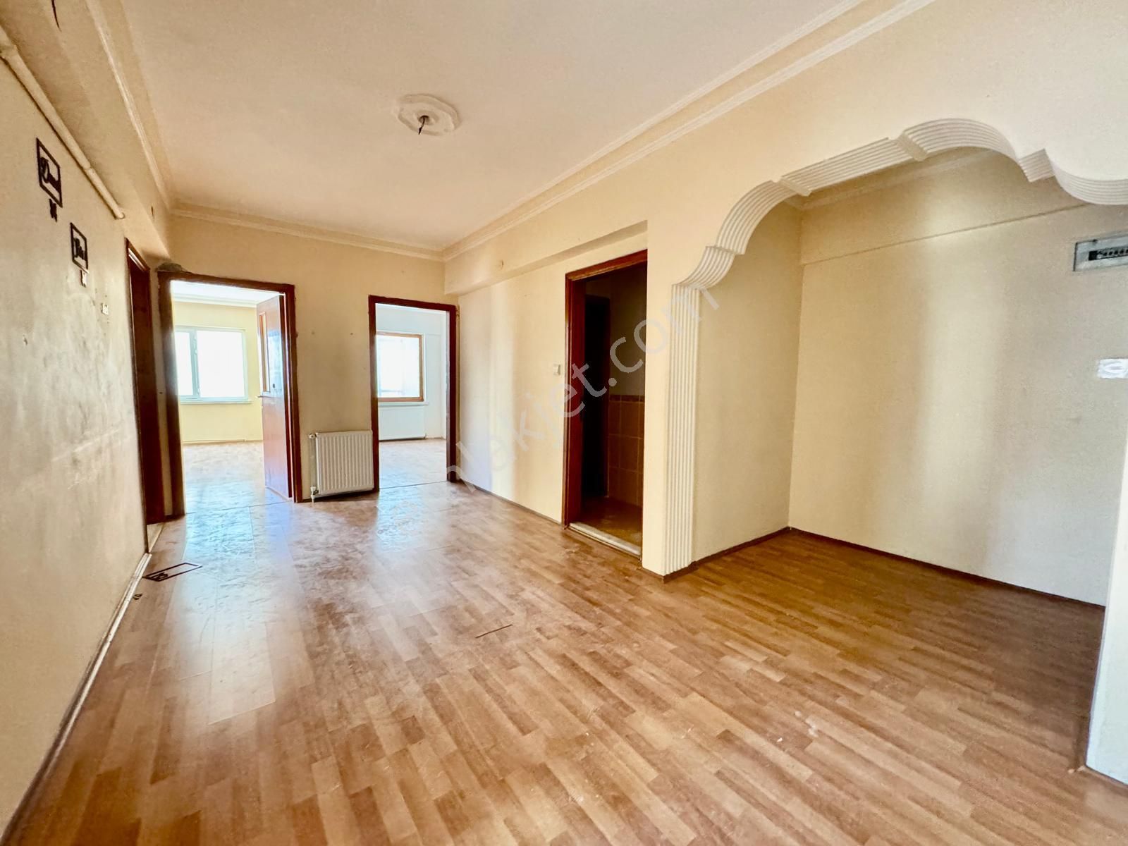 İmir Emlak'tan Pursaklar Merkez'dehastane Yak.3+1 Y.giriş 125m² - Görsel 14