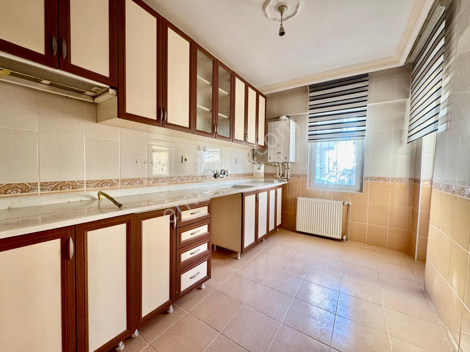 İmir Emlak'tan Pursaklar Merkez'dehastane Yak.3+1 Y.giriş 125m² - Görsel 3