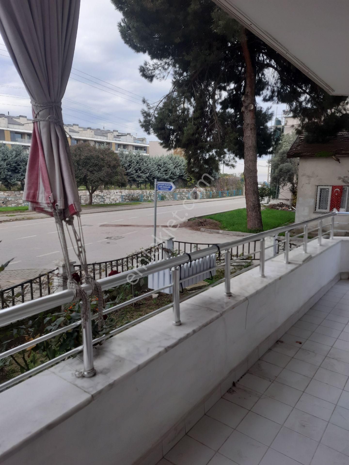 Hazal Emlkatan Satılık Daire Yüksek Giriş Dogaldazli Merkezi Yerde - Görsel 16