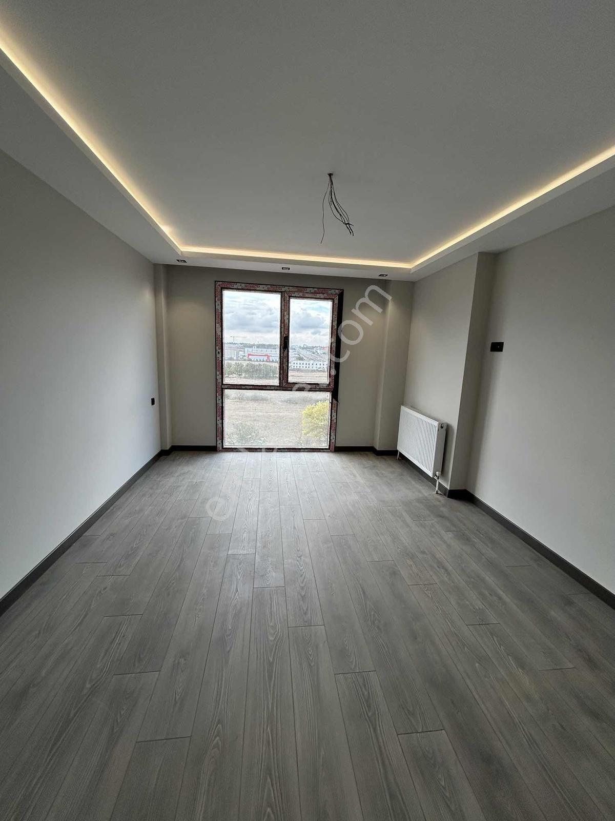 Site İçi 3+1 Sıfır Daire Avm Bölgesinde Ferahlatan Yaşam Alanı - Görsel 4