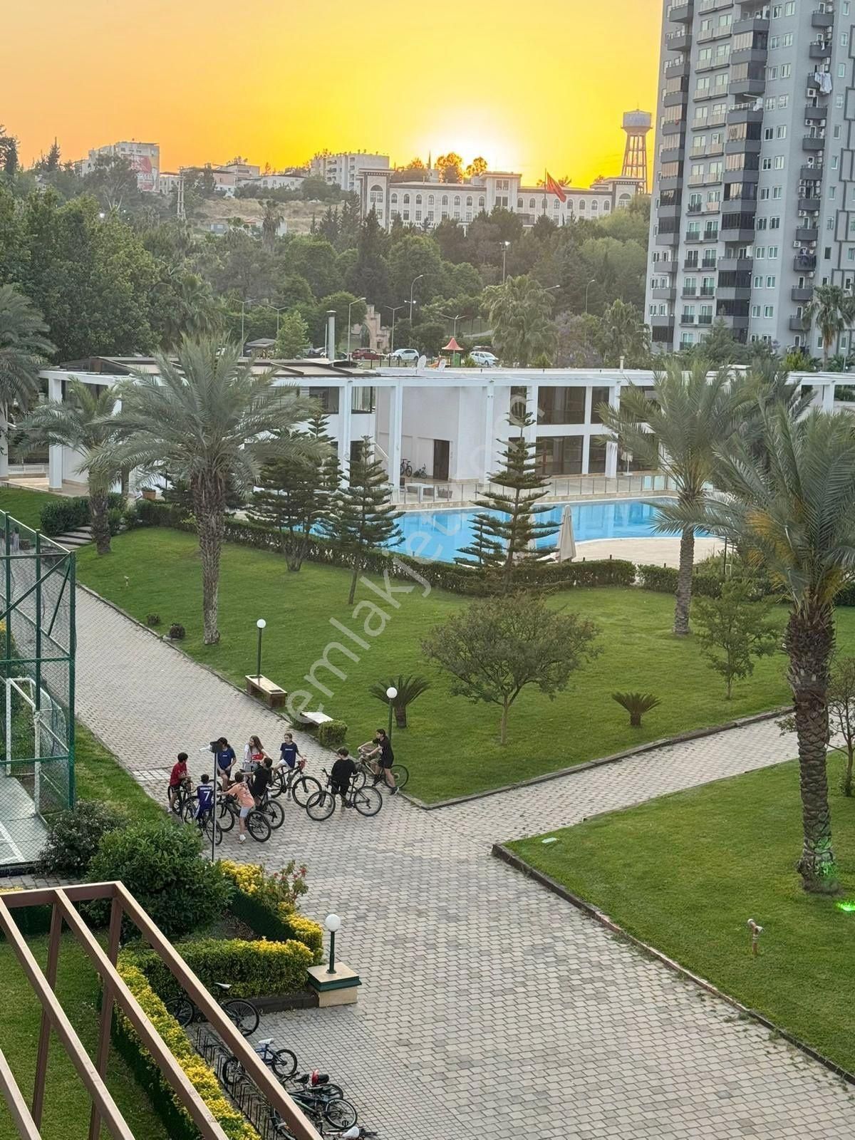 Yüzüncüyıl Medline Civ.sosyal Aktiviteli Prestijli Site'de 7/24 Özel Güvenlikli Alternatifsiz Lüks - Görsel 32