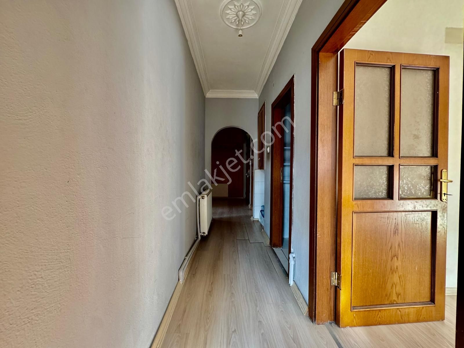 İmir Emlak'tan Bu Fiyat Kaçmaz Merkezde Katta G.cephe 3+1 Daire - Görsel 9