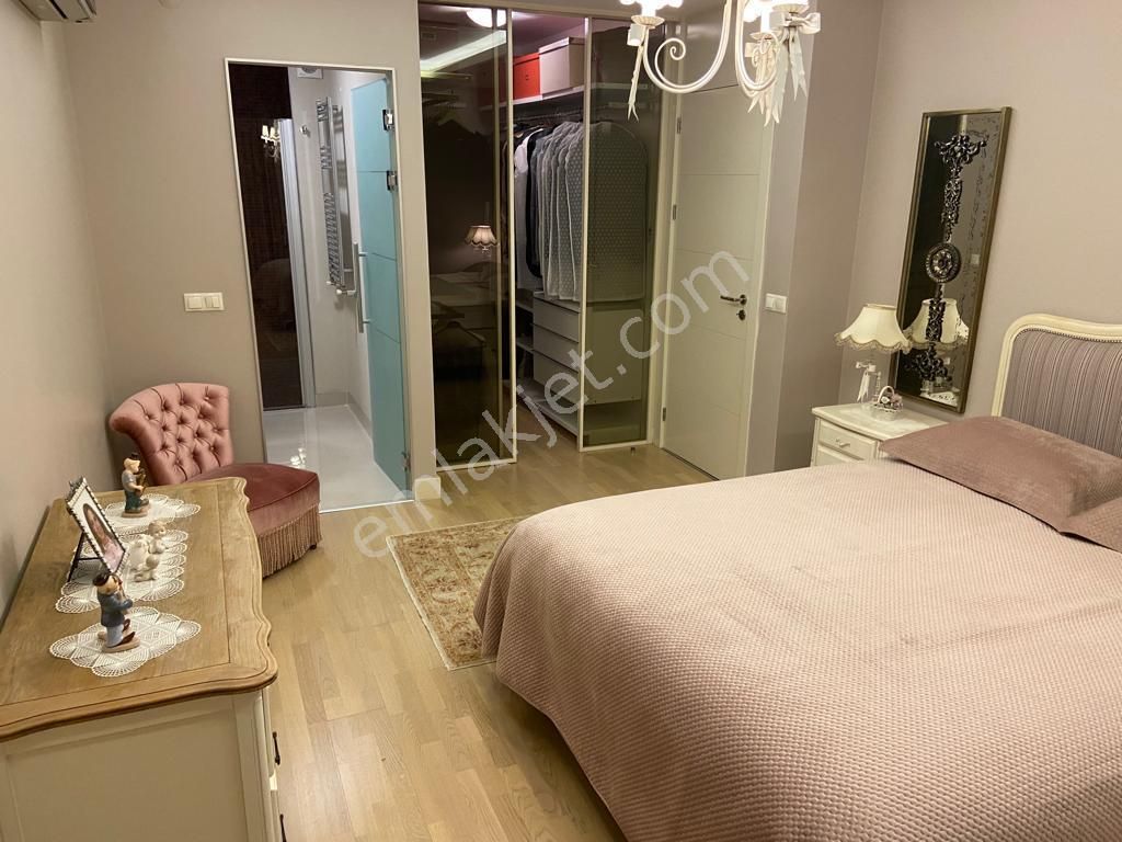 Güzelbiryer Sitesinde Kiralık 3+1 Bahçe Dubleksi - Görsel 13
