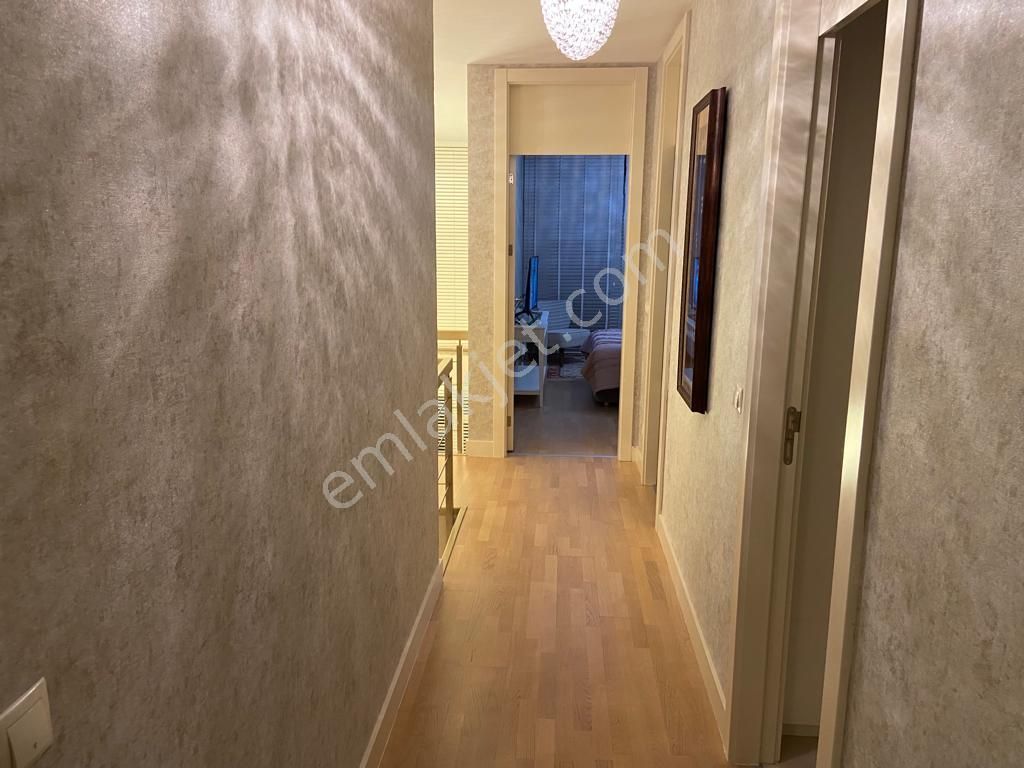 Güzelbiryer Sitesinde Kiralık 3+1 Bahçe Dubleksi - Görsel 18