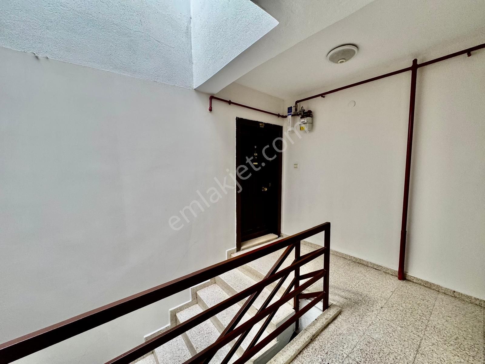 İmir Emlak'tan Hicret Cami Yakını Katta Güney 3+1 Yapılı Daire - Görsel 27