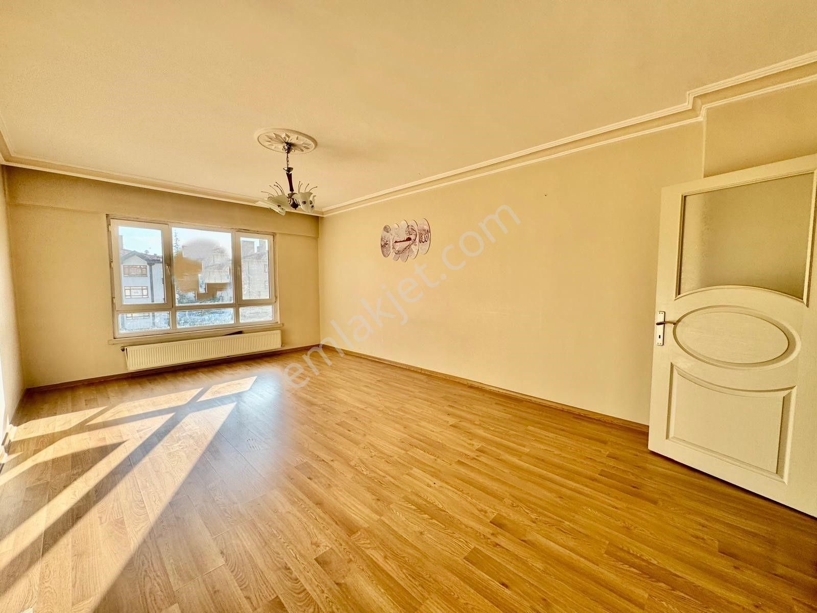 İmir Emlak'tan Hicret Cami Yakını Katta Güney 3+1 Yapılı Daire - Görsel 11