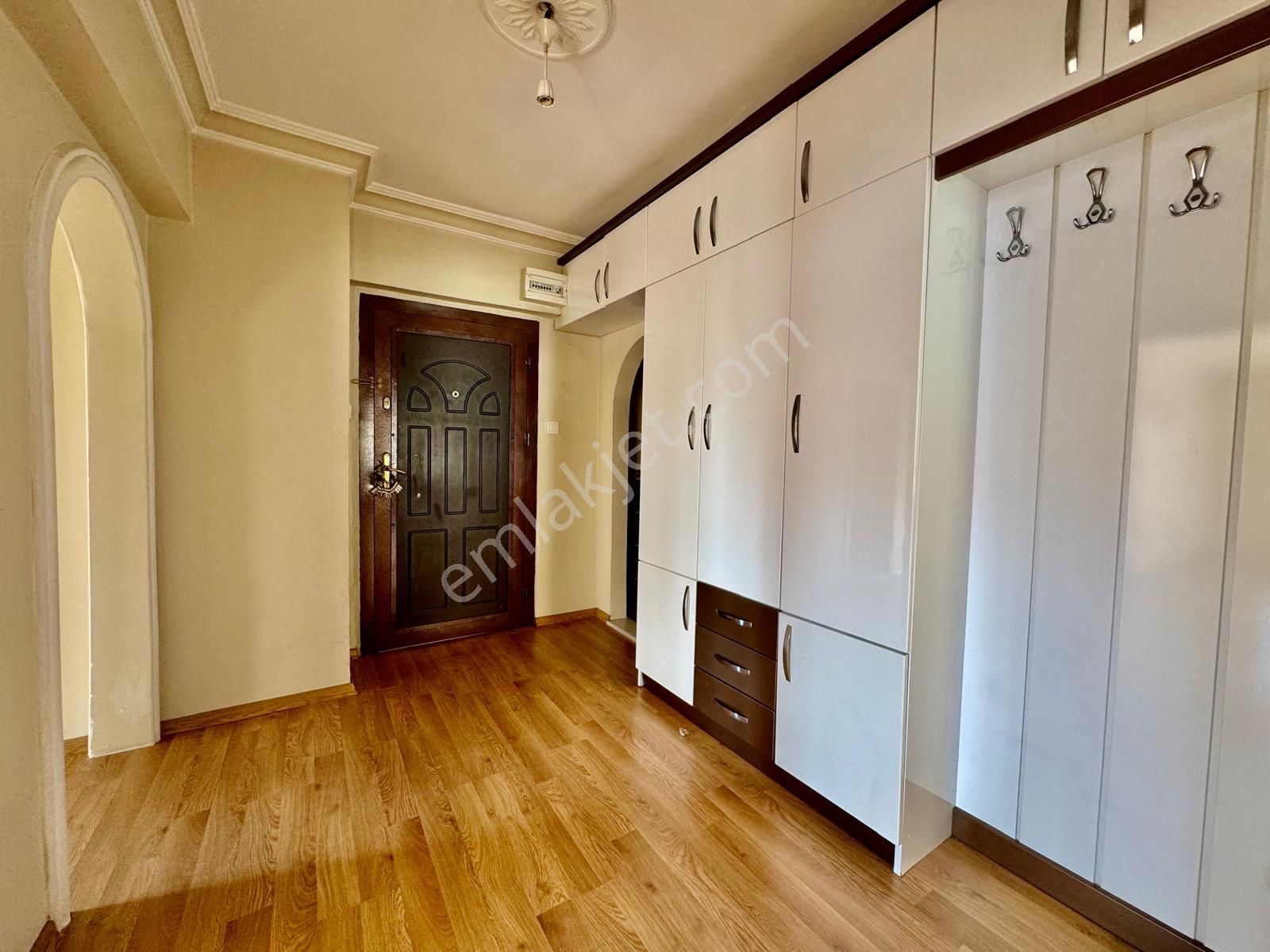 İmir Emlak'tan Hicret Cami Yakını Katta Güney 3+1 Yapılı Daire - Görsel 22