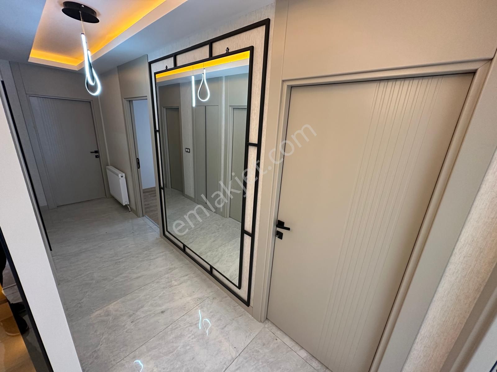 29 Ekim Mh'de 3+1 Ara Katta Ön Cepheli Satılık Lüx Daire - Görsel 30
