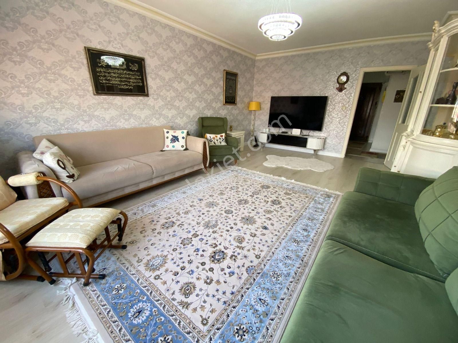 Bağlarbaşı Mah Ana Cadde Yakını 4+2 Teras Balkonlu Daire! - Görsel 10