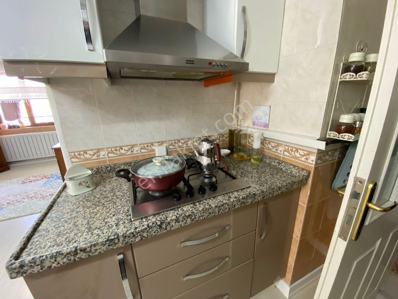 Bağlarbaşı Mah Ana Cadde Yakını 4+2 Teras Balkonlu Daire! - Görsel 22