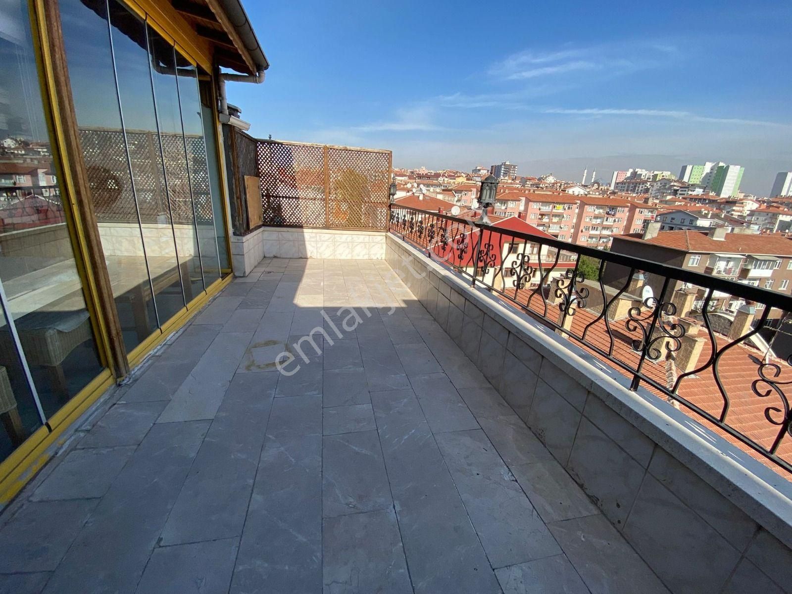 Bağlarbaşı Mah Ana Cadde Yakını 4+2 Teras Balkonlu Daire! - Görsel 28