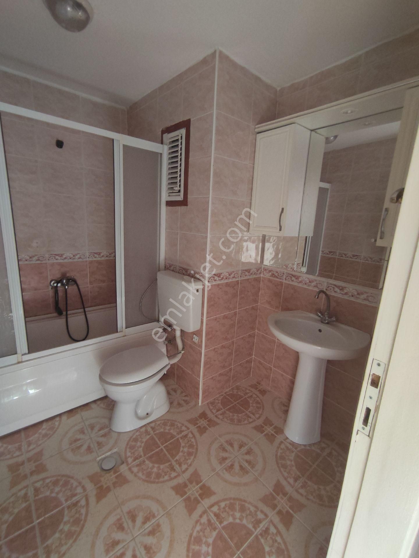 Karapürçekte 3+1 Kiralık Site İçerisinde Ön Cephe Salı Pazarı Yakını Daire - Görsel 25