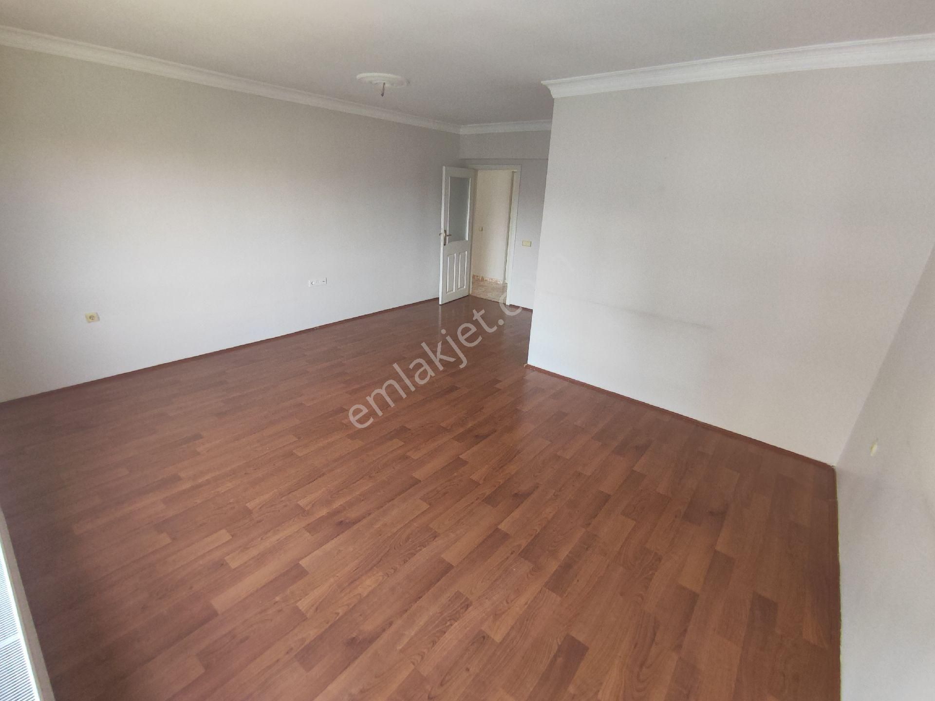 Karapürçekte 3+1 Kiralık Site İçerisinde Ön Cephe Salı Pazarı Yakını Daire - Görsel 12