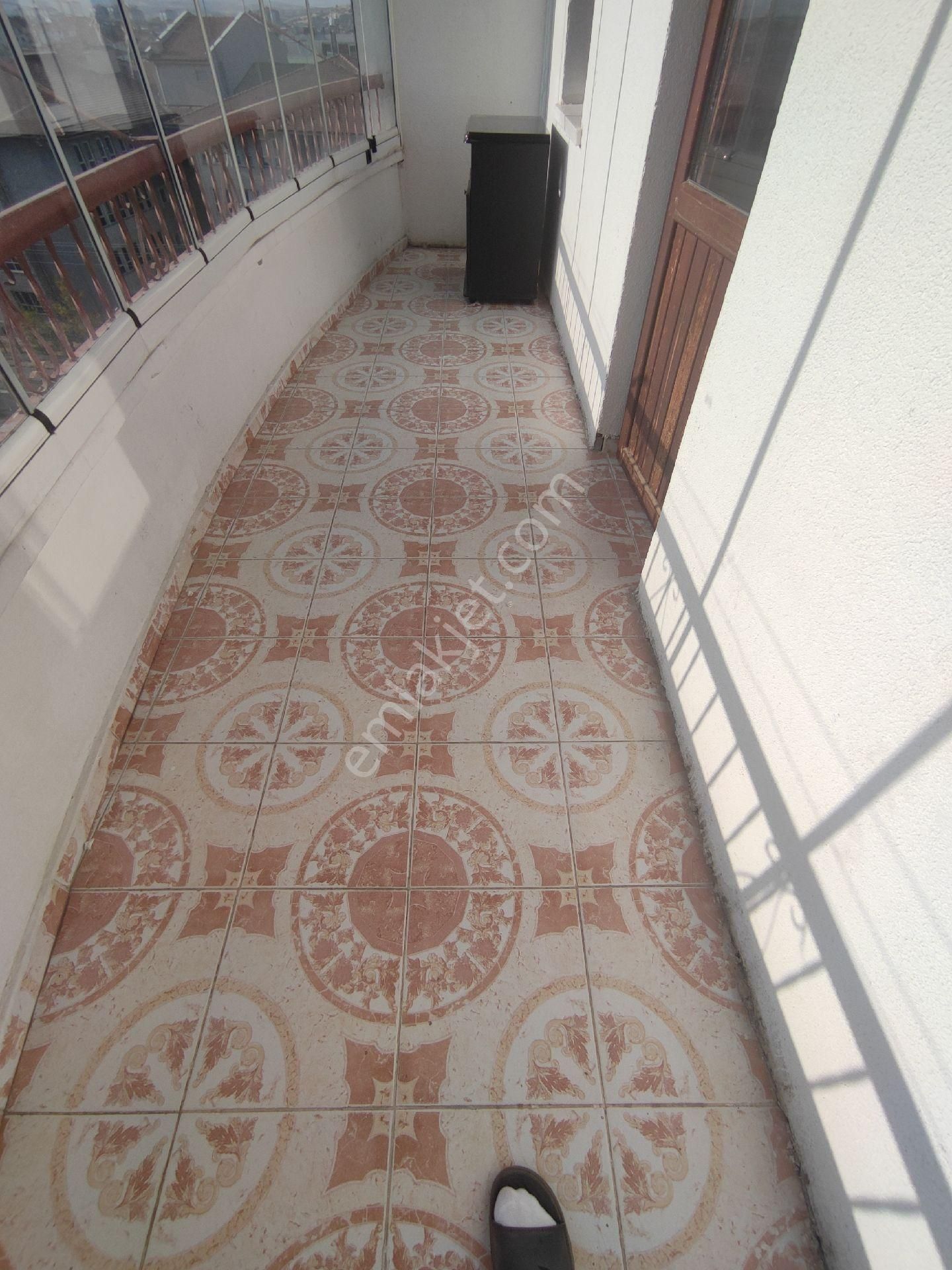 Karapürçekte 3+1 Kiralık Site İçerisinde Ön Cephe Salı Pazarı Yakını Daire - Görsel 23