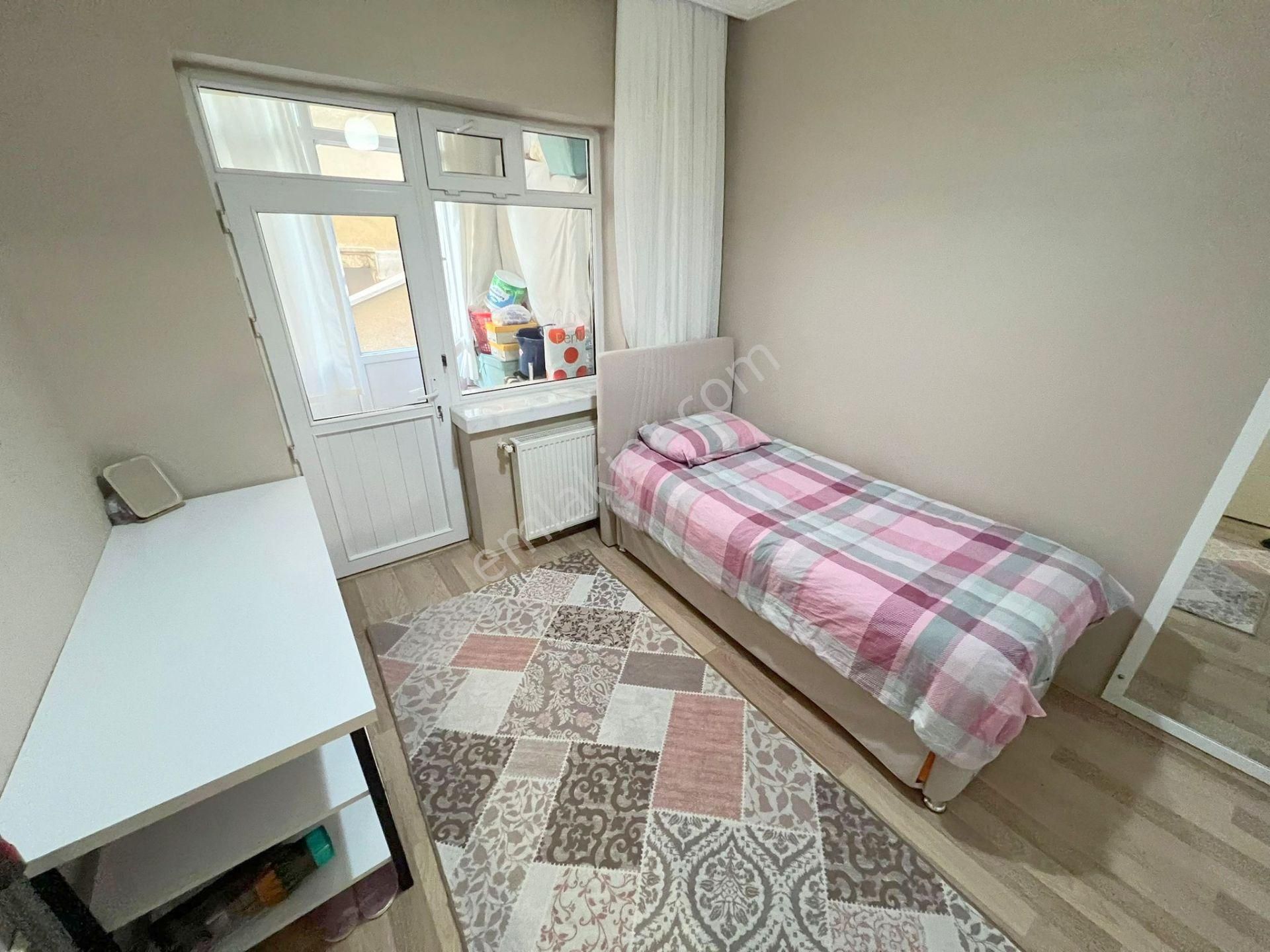 Şafak'tan Tepebaşı Göbek Yakını 3+1 Orta Katta Ful Yapılı Acil! - Görsel 5