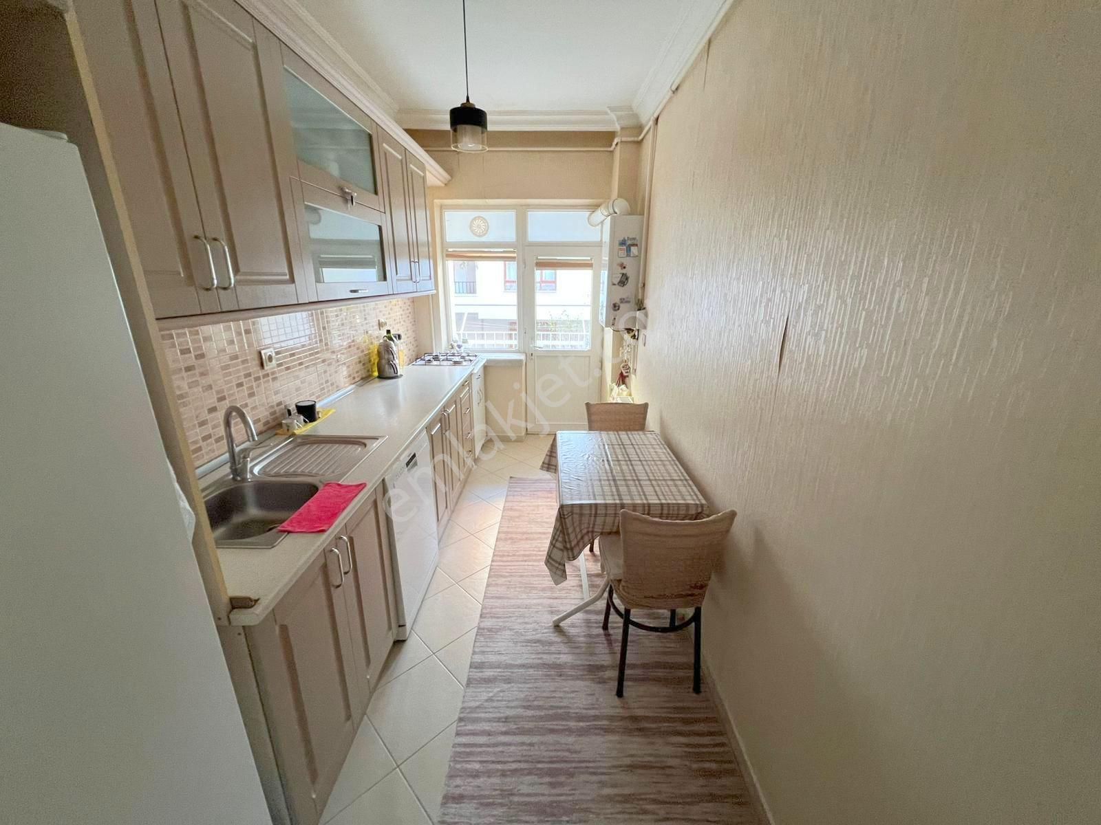 Şafak'tan Tepebaşı Göbek Yakını 3+1 Orta Katta Ful Yapılı Acil! - Görsel 9