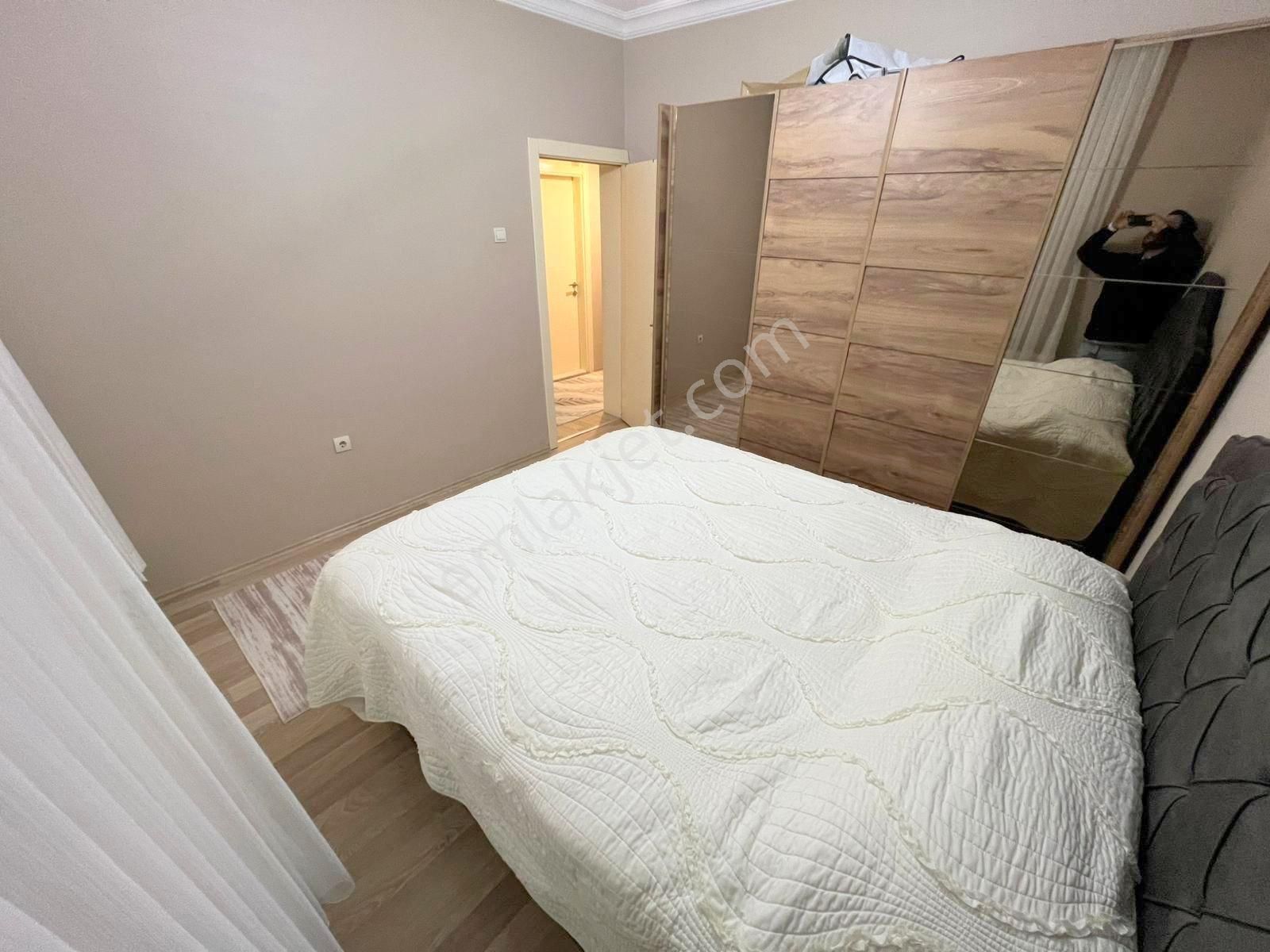 Şafak'tan Tepebaşı Göbek Yakını 3+1 Orta Katta Ful Yapılı Acil! - Görsel 20