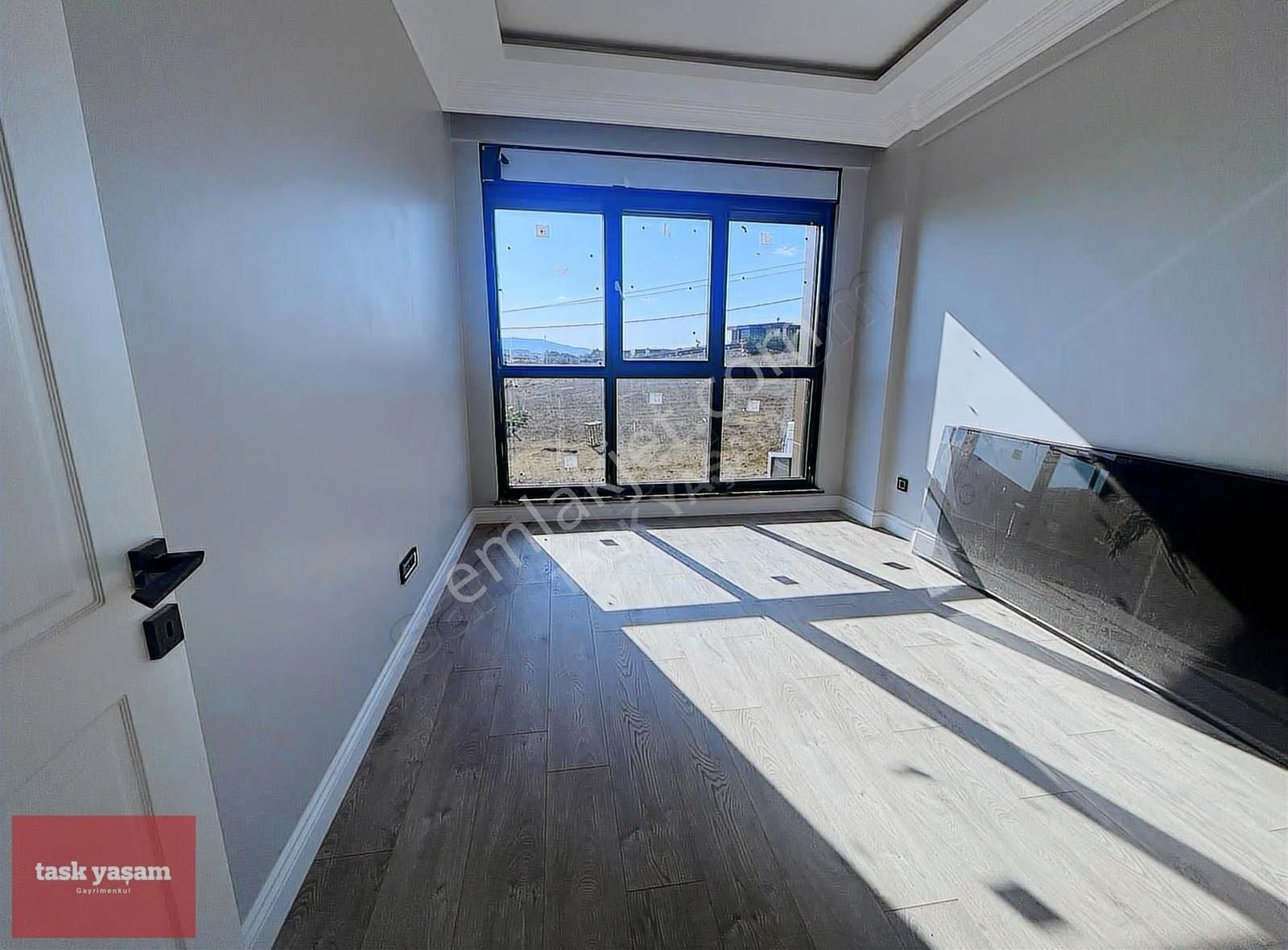 Tuzla Tepeören'de Doğa İle İç İçe Modern Lüks 8+2 Kiralık Villa - Görsel 22