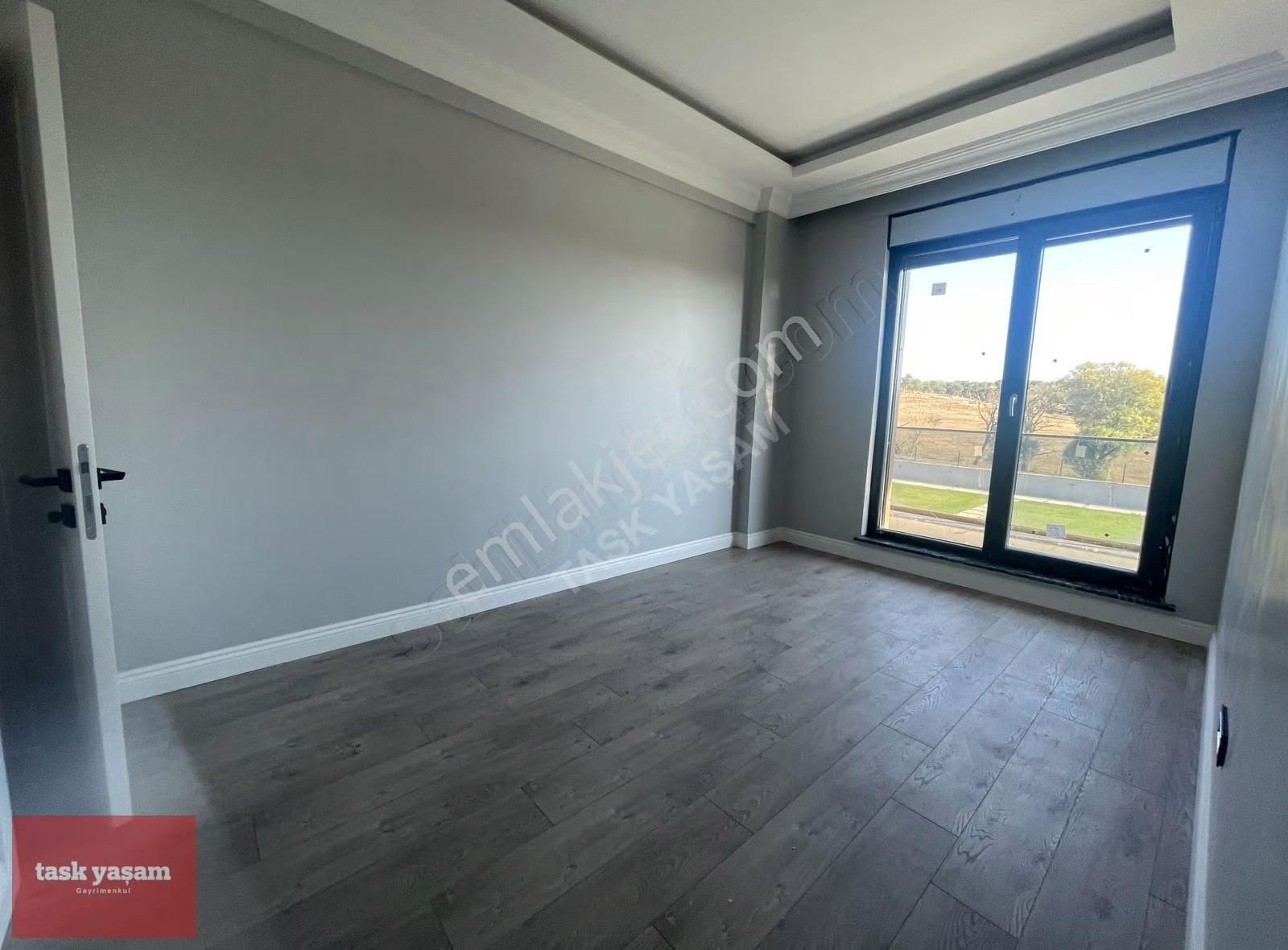 Tuzla Tepeören'de Doğa İle İç İçe Modern Lüks 8+2 Satılık Villa - Görsel 22