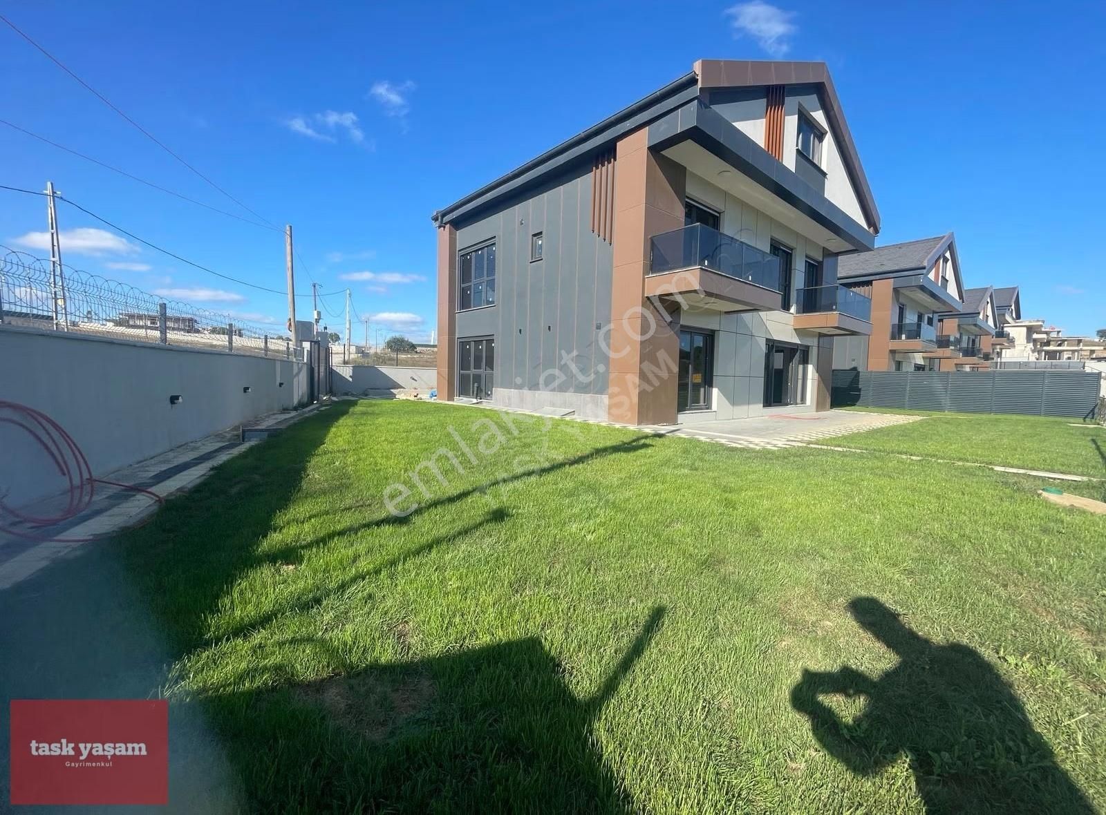 Tuzla Tepeören'de Doğa İle İç İçe Modern Lüks 8+2 Satılık Villa - Görsel 14