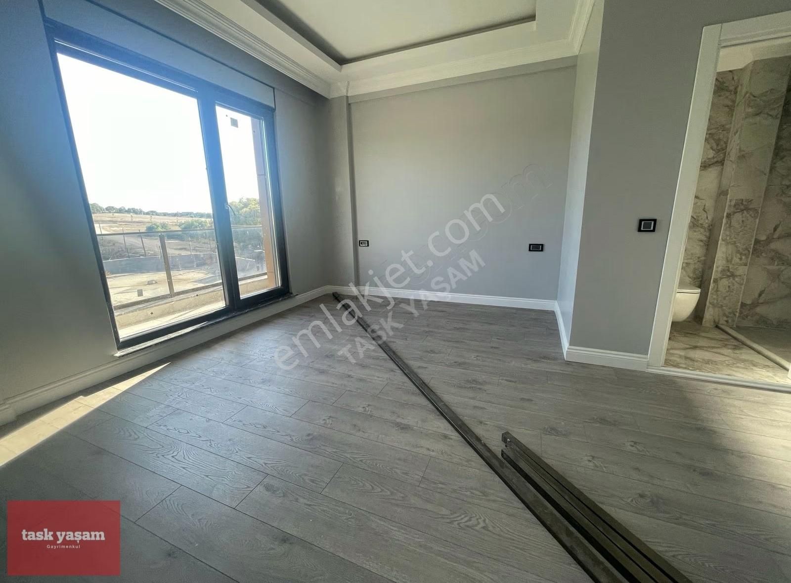 Tuzla Tepeören'de Doğa İle İç İçe Modern Lüks 8+2 Satılık Villa - Görsel 21