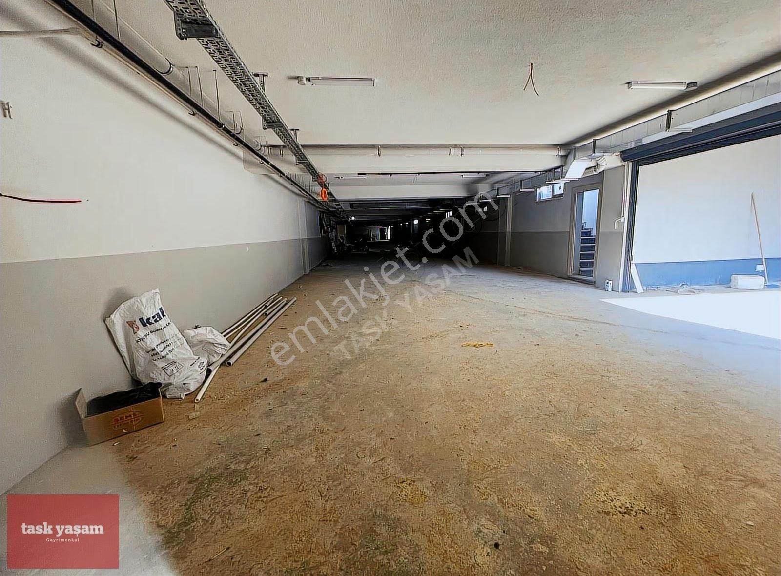 Tuzla Tepeören'de Doğa İle İç İçe Modern Lüks 8+2 Satılık Villa - Görsel 23